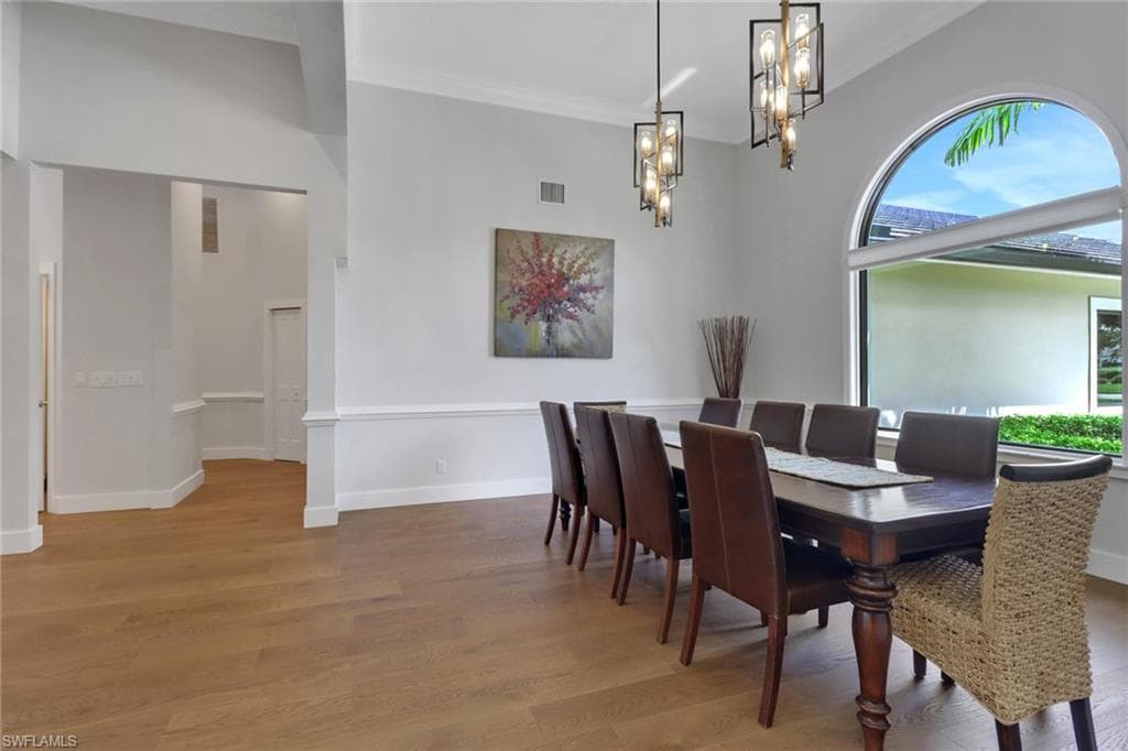 12901 Valewood DR, NAPLES FL 34119-8