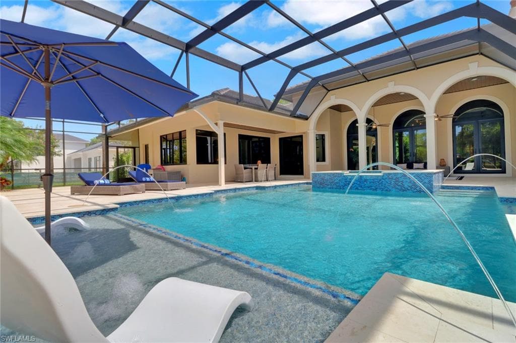 12901 Valewood DR, NAPLES FL 34119-33