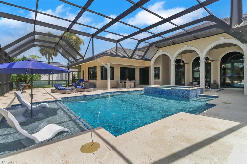 12901 Valewood DR, NAPLES FL 34119-32