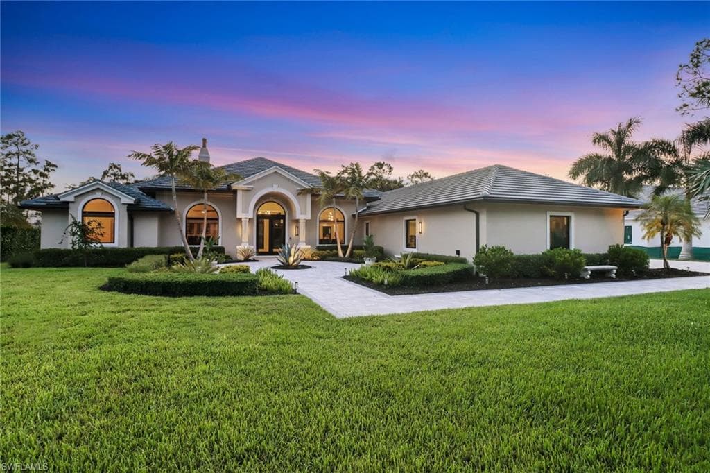 12901 Valewood DR, NAPLES FL 34119-36