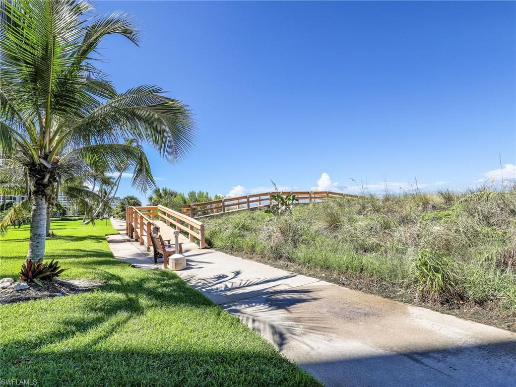 180 Seaview CT # 502, MARCO ISLAND FL 34145-27