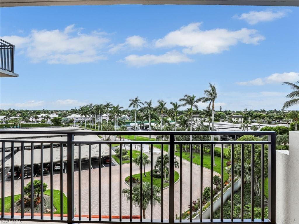 180 Seaview CT # 502, MARCO ISLAND FL 34145-13