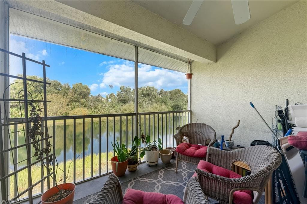 4935 Sandra Bay DR # 204, NAPLES FL 34109-23