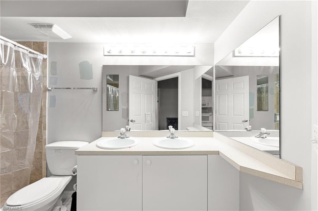 4935 Sandra Bay DR # 204, NAPLES FL 34109-18