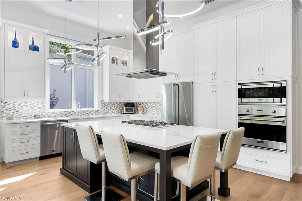 18282 Via Caprini DR, MIROMAR LAKES FL 33913-18