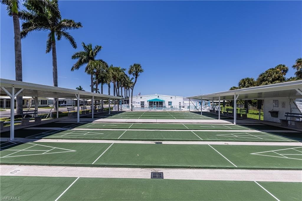 42 Amethyst AVE # 42A, NAPLES FL 34114-23