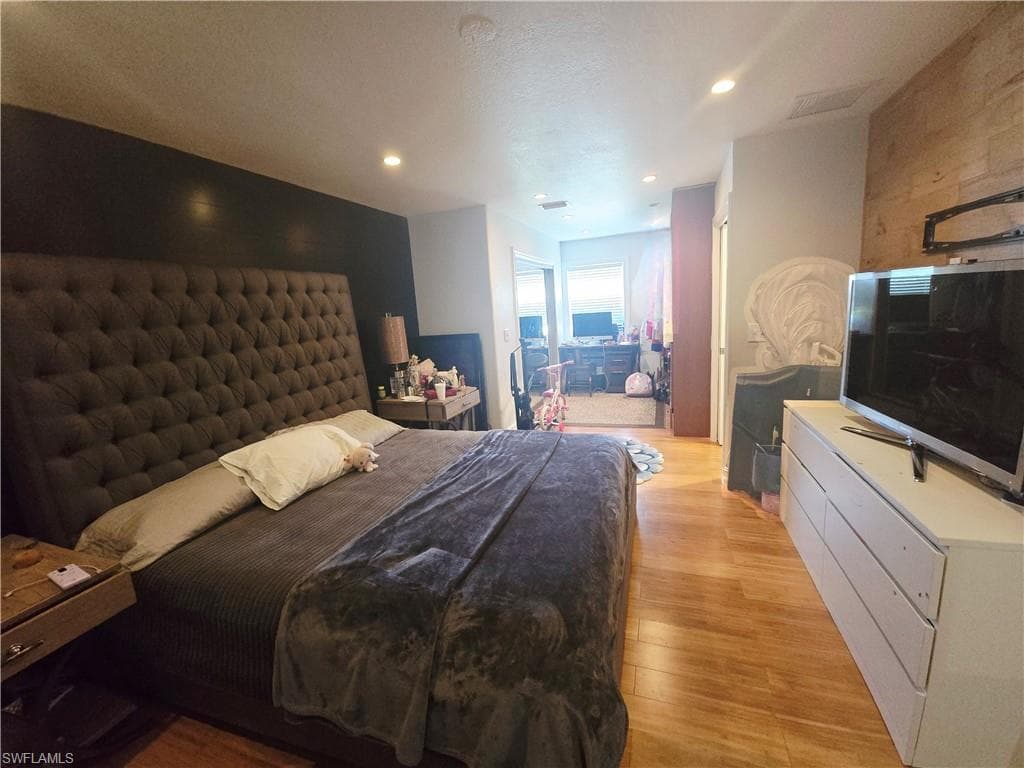 5321 Warren ST, NAPLES FL 34113-8