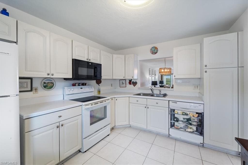 307 Goodlette-Frank RD S # B202, NAPLES FL 34102-2