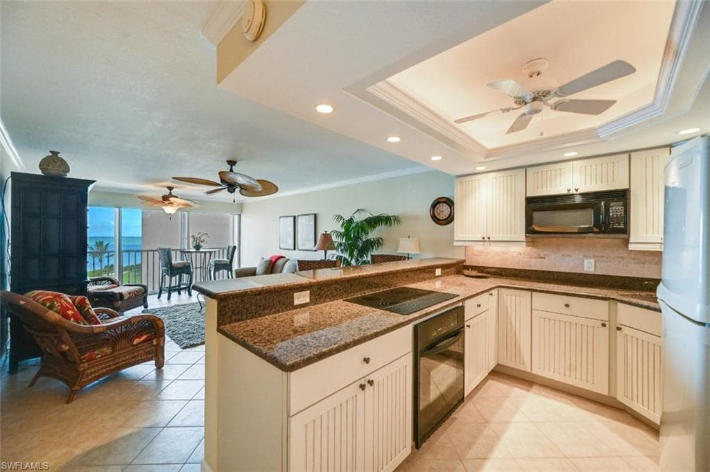 25850 Hickory BLVD # 301, BONITA SPRINGS FL 34134-1