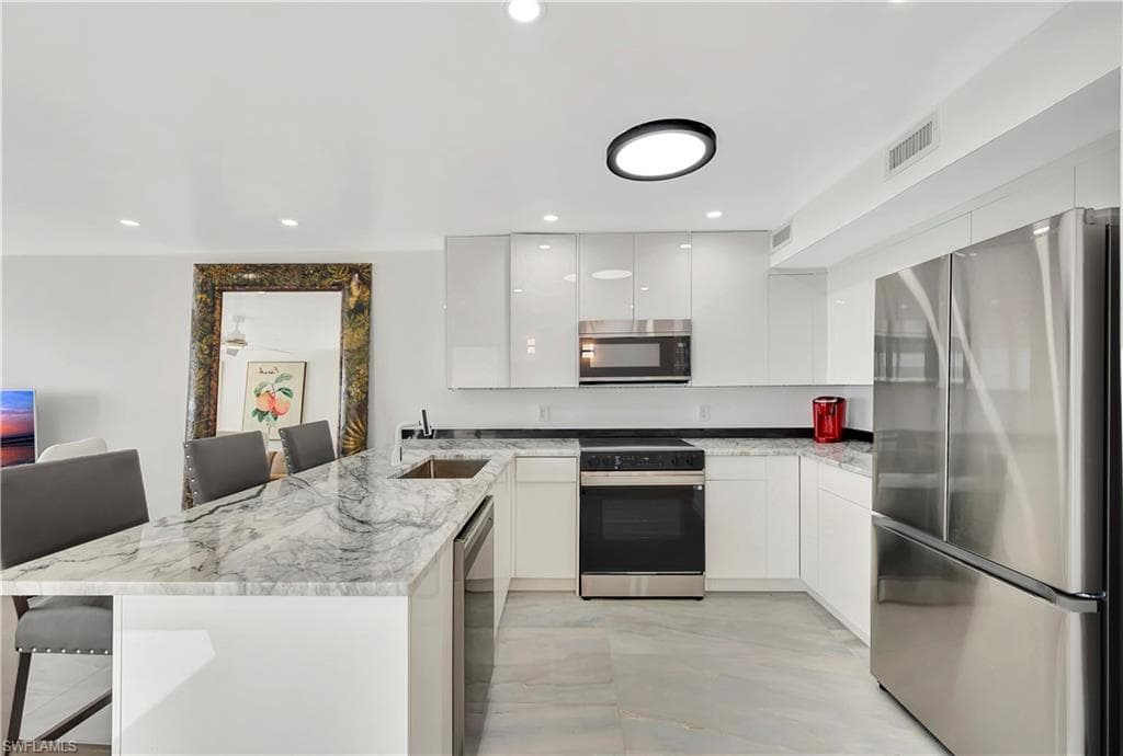 25850 Hickory BLVD # 109, BONITA SPRINGS FL 34134-3