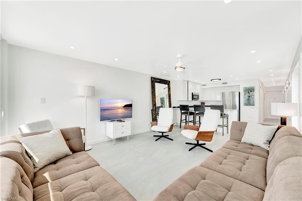 25850 Hickory BLVD # 109, BONITA SPRINGS FL 34134-7