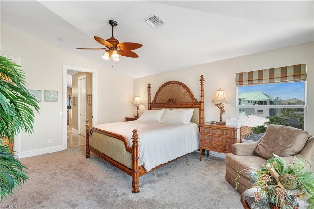 5640 Williams DR, FORT MYERS BEACH FL 33931-22