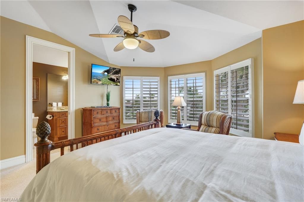 5640 Williams DR, FORT MYERS BEACH FL 33931-32