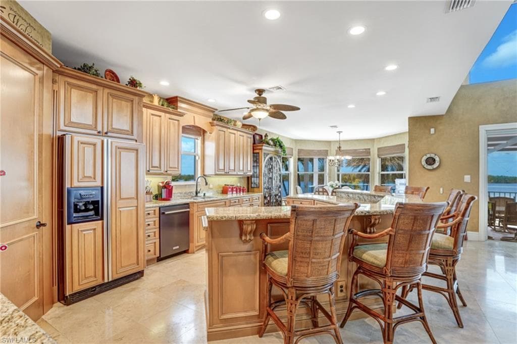 5640 Williams DR, FORT MYERS BEACH FL 33931-18