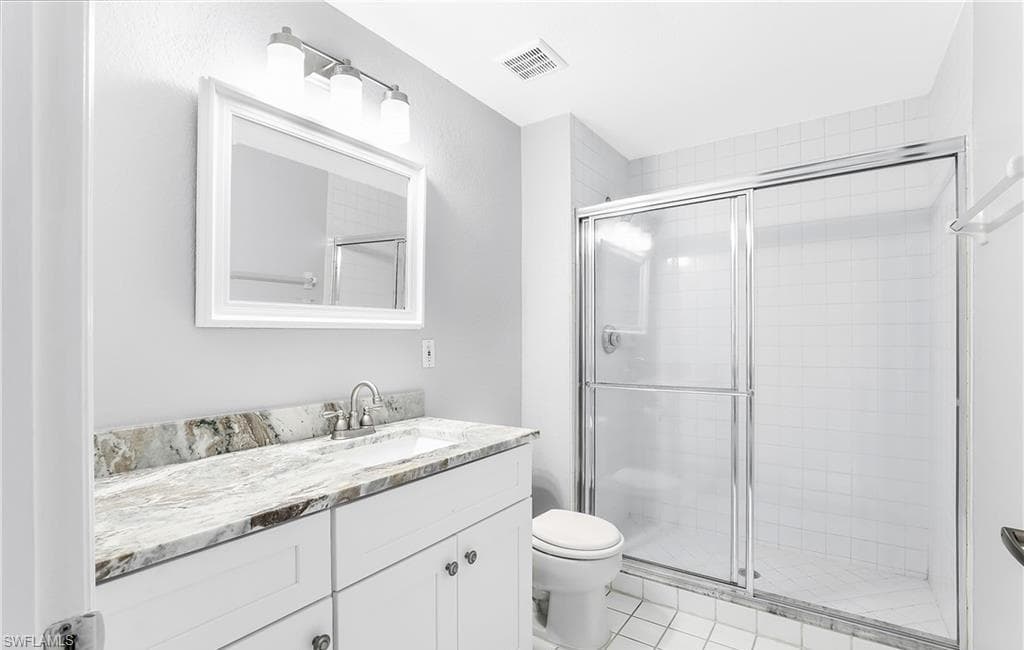 4635 Saint Croix LN # 1215, NAPLES FL 34109-15