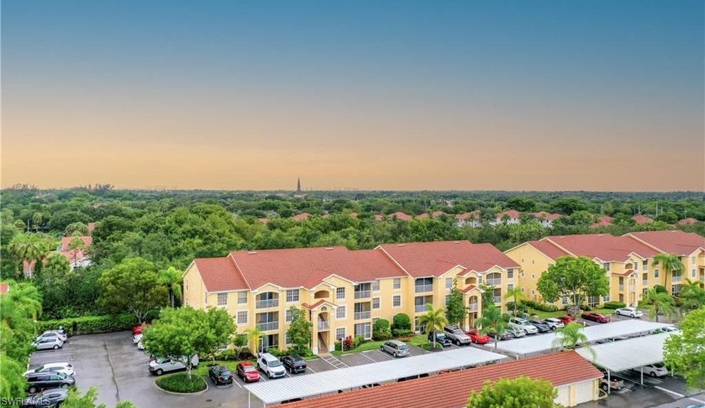 4635 Saint Croix LN # 1215, NAPLES FL 34109-21