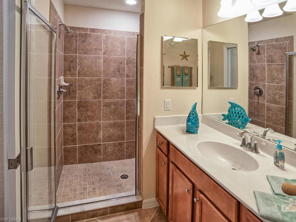 9560 Trevi CT E # 4842, NAPLES FL 34113-10