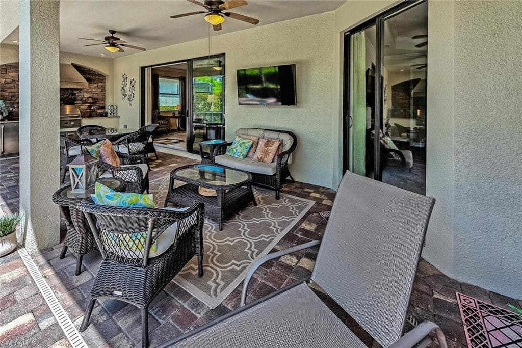 9415 Piacere WAY, NAPLES FL 34113-21