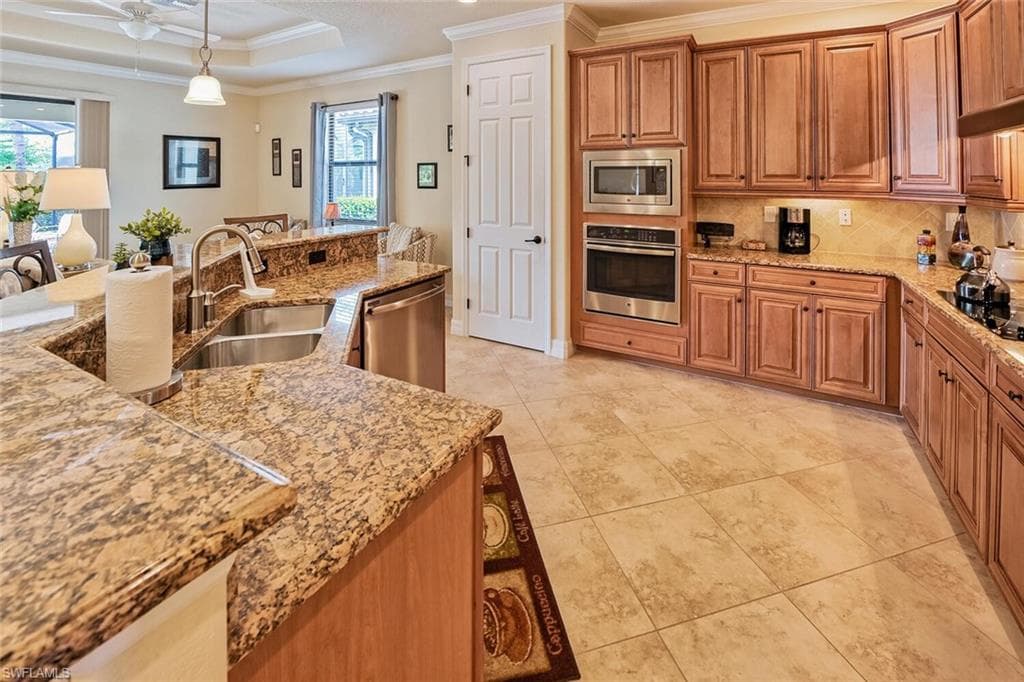 9415 Piacere WAY, NAPLES FL 34113-9