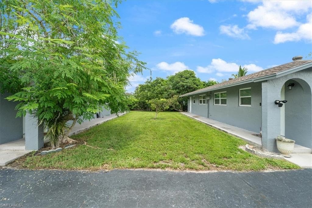 3365-3367 Estey AVE, NAPLES FL 34104-26