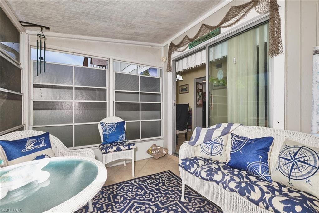 5832 Vancouver CIR # 2, FORT MYERS FL 33907-12