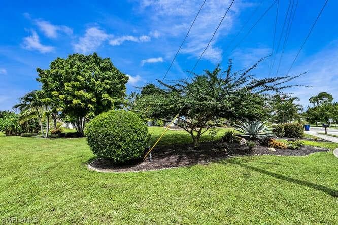 27640 Michigan ST, BONITA SPRINGS FL 34135-1