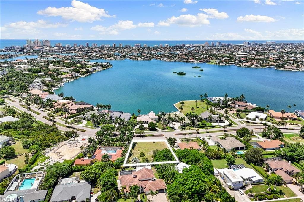 761 S Barfield DR, MARCO ISLAND FL 34145-1
