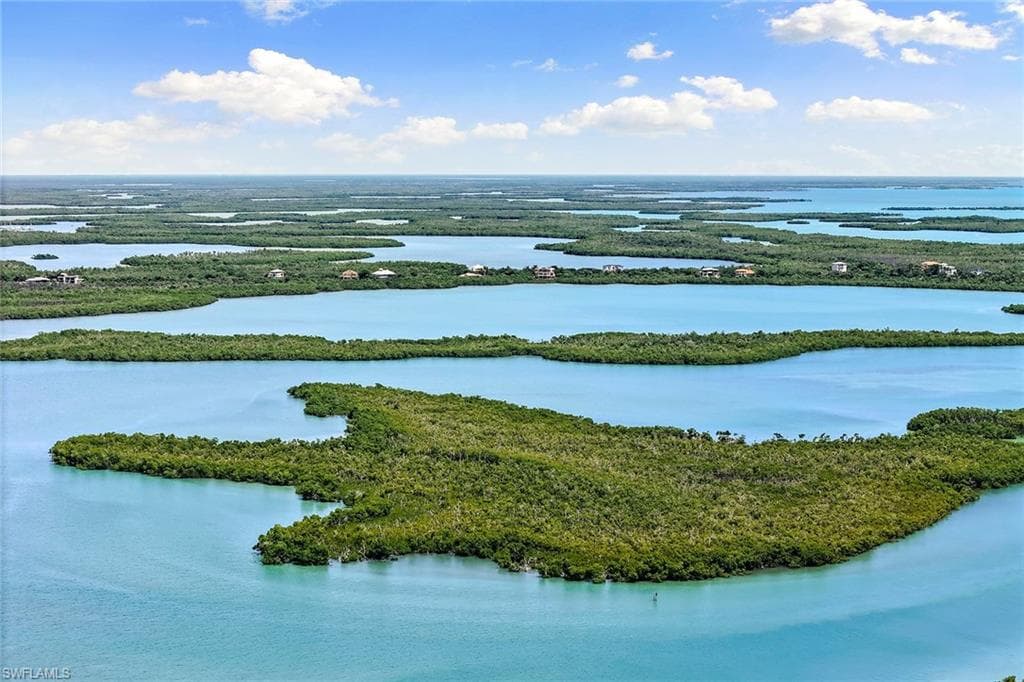 761 S Barfield DR, MARCO ISLAND FL 34145-12