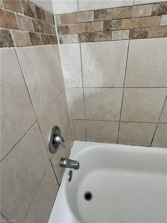 2875 Winkler AVE # 517, FORT MYERS FL 33916-6
