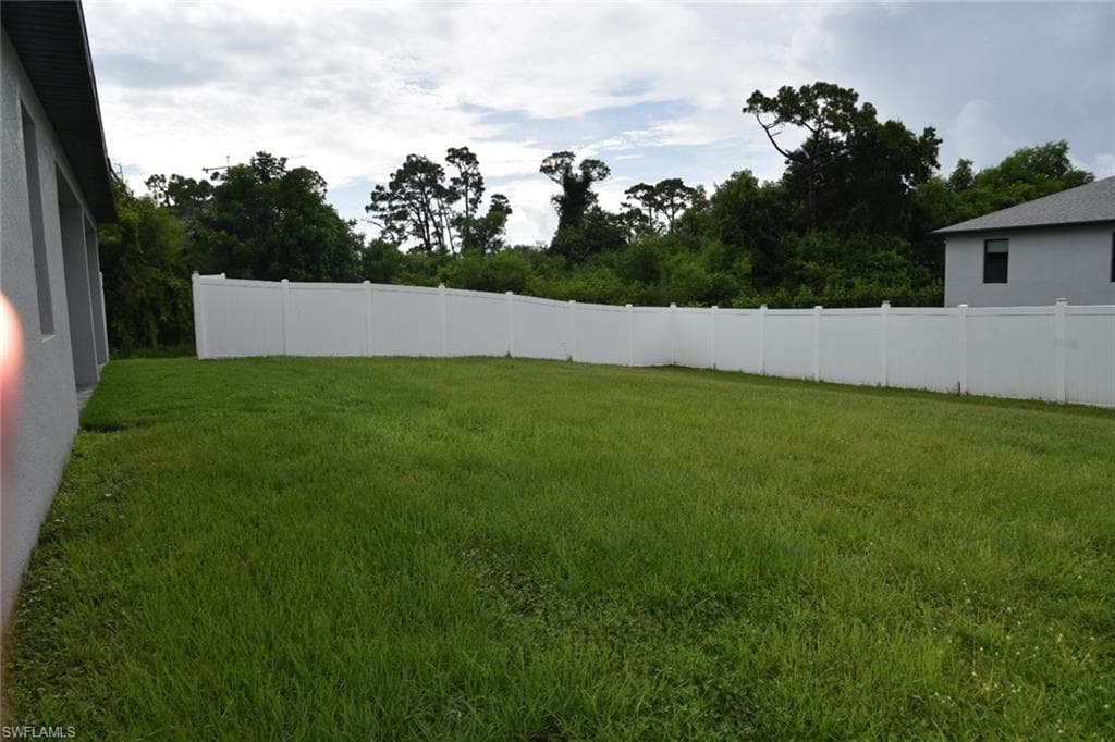 4666 Villa Capri LN, BONITA SPRINGS FL 34134-3