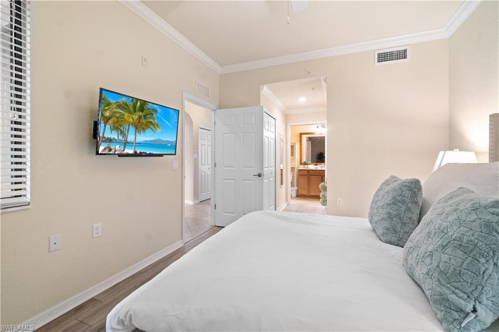 9727 Acqua CT # 436, NAPLES FL 34113-11