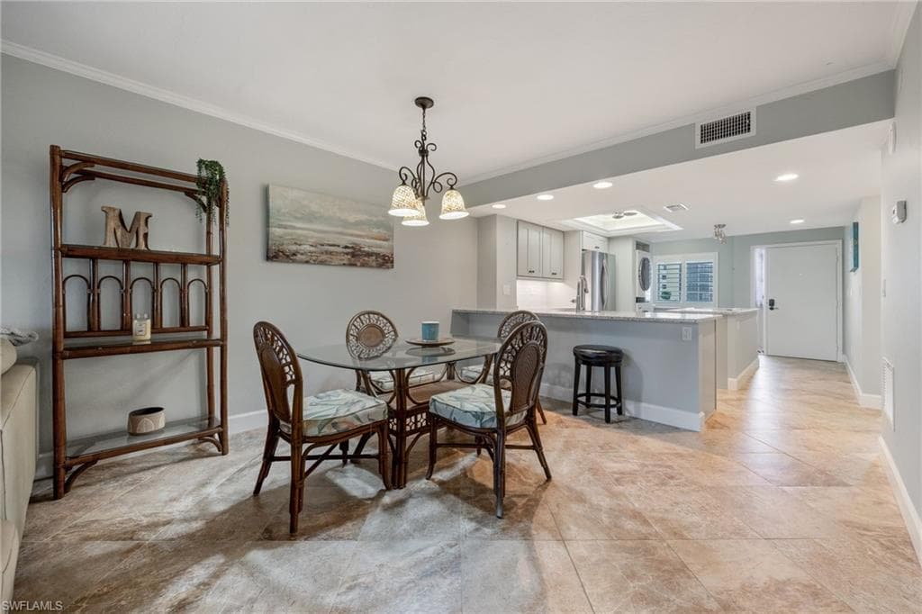 4265 Bay Beach LN # 425, FORT MYERS BEACH FL 33931-20