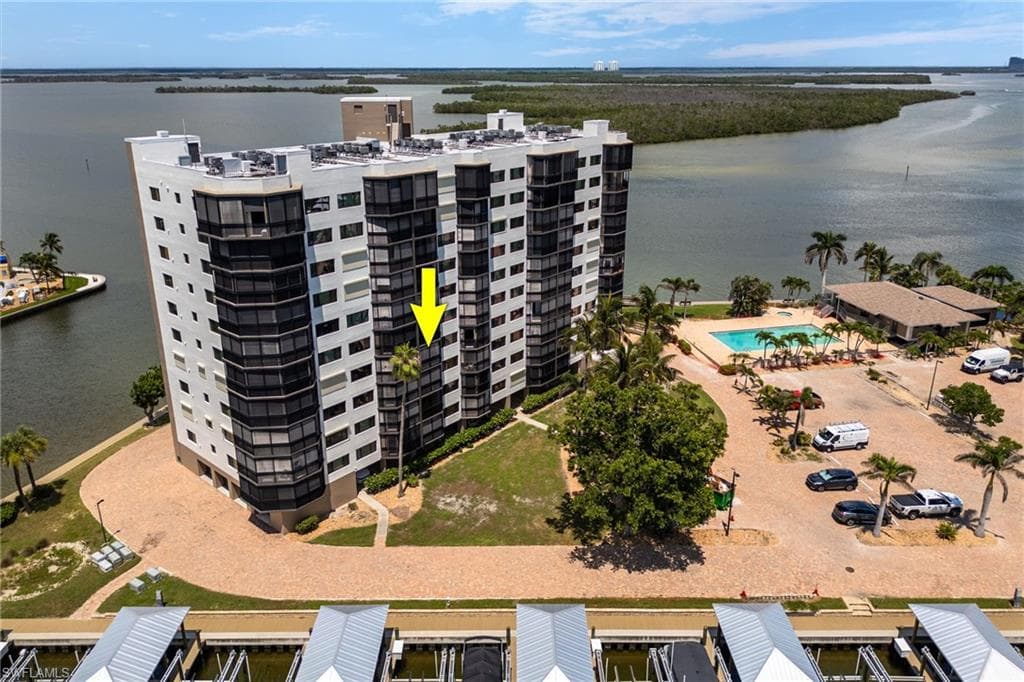 4265 Bay Beach LN # 425, FORT MYERS BEACH FL 33931-2