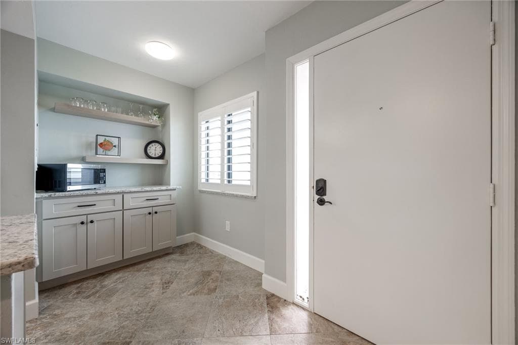 4265 Bay Beach LN # 425, FORT MYERS BEACH FL 33931-9