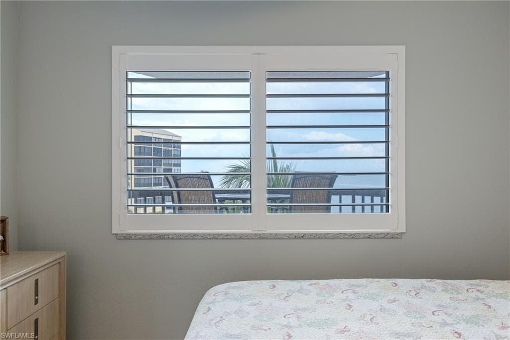 4265 Bay Beach LN # 425, FORT MYERS BEACH FL 33931-33