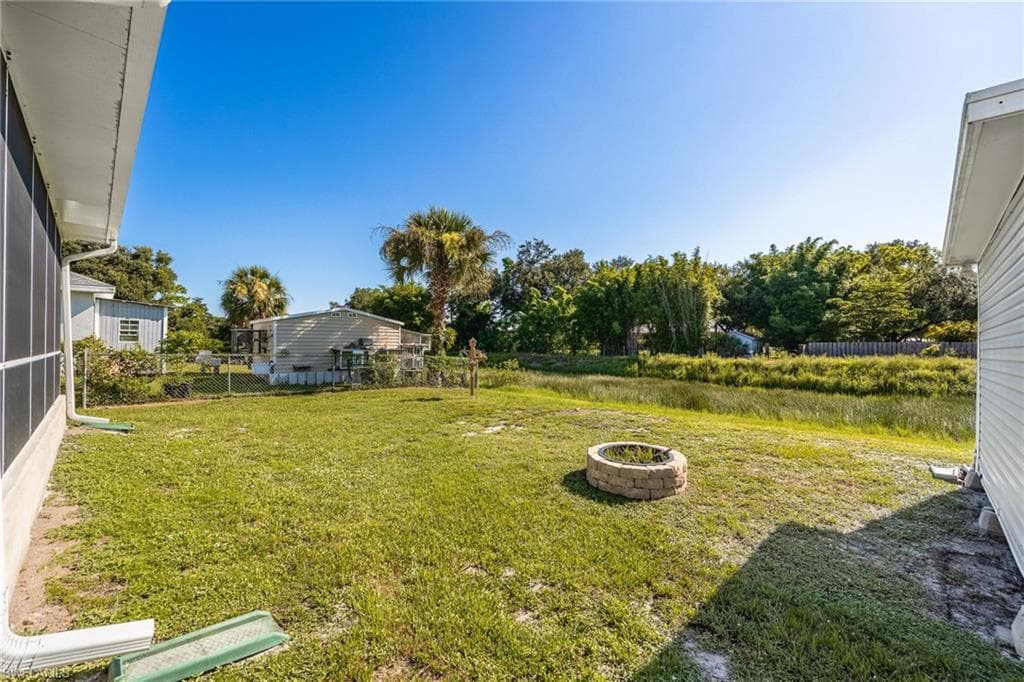 6221 Astoria AVE, FORT MYERS FL 33905-28