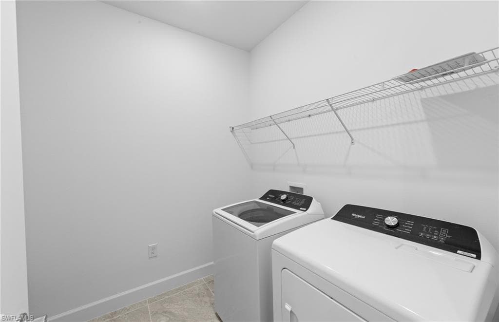 3861 Passion Vine DR, ALVA FL 33920-16