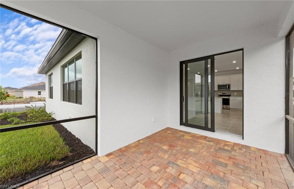 3861 Passion Vine DR, ALVA FL 33920-17