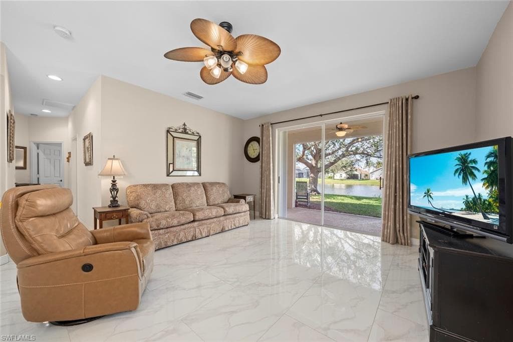 9049 Gladiolus Preserve CIR, FORT MYERS FL 33908-22