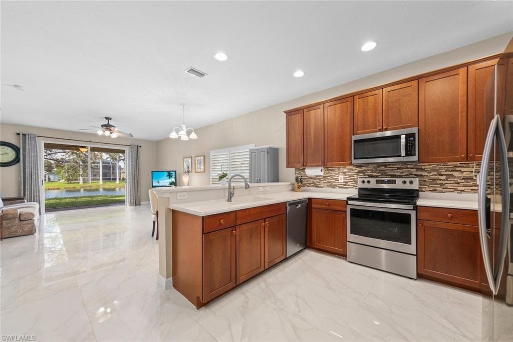 9049 Gladiolus Preserve CIR, FORT MYERS FL 33908-1