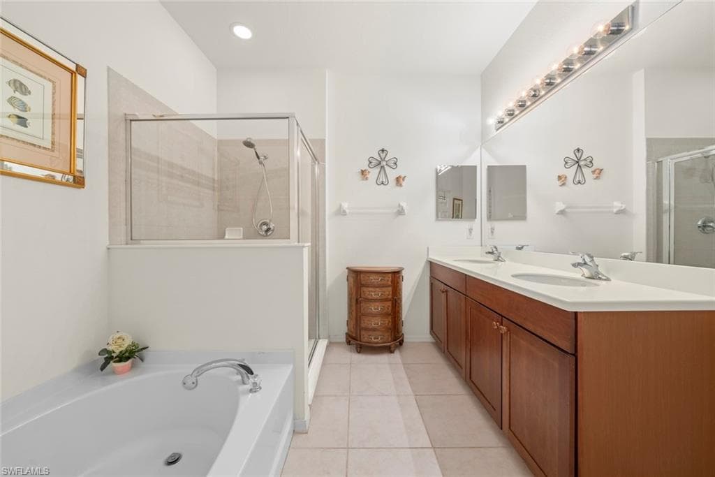 9049 Gladiolus Preserve CIR, FORT MYERS FL 33908-29