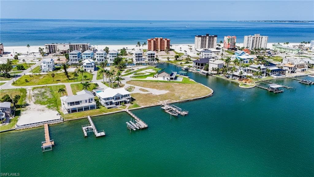 655 Matanzas CT, FORT MYERS BEACH FL 33931-4