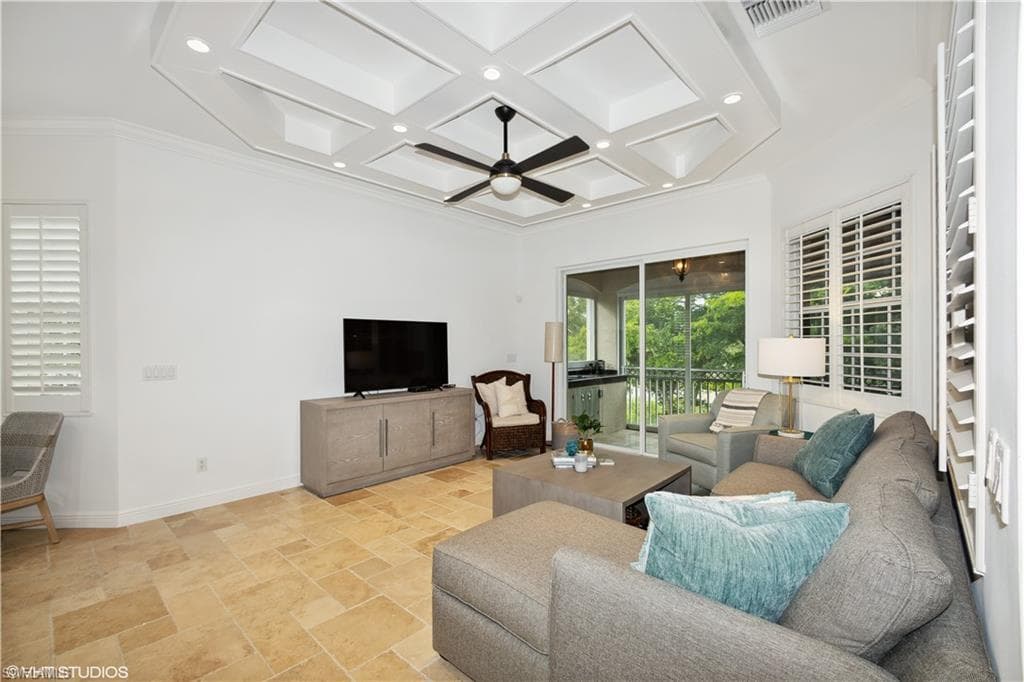 6501 Crown Colony PL # 201, NAPLES FL 34108-17