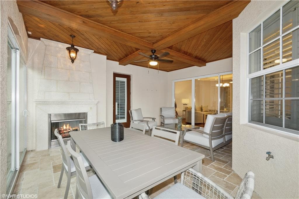 6501 Crown Colony PL # 201, NAPLES FL 34108-10