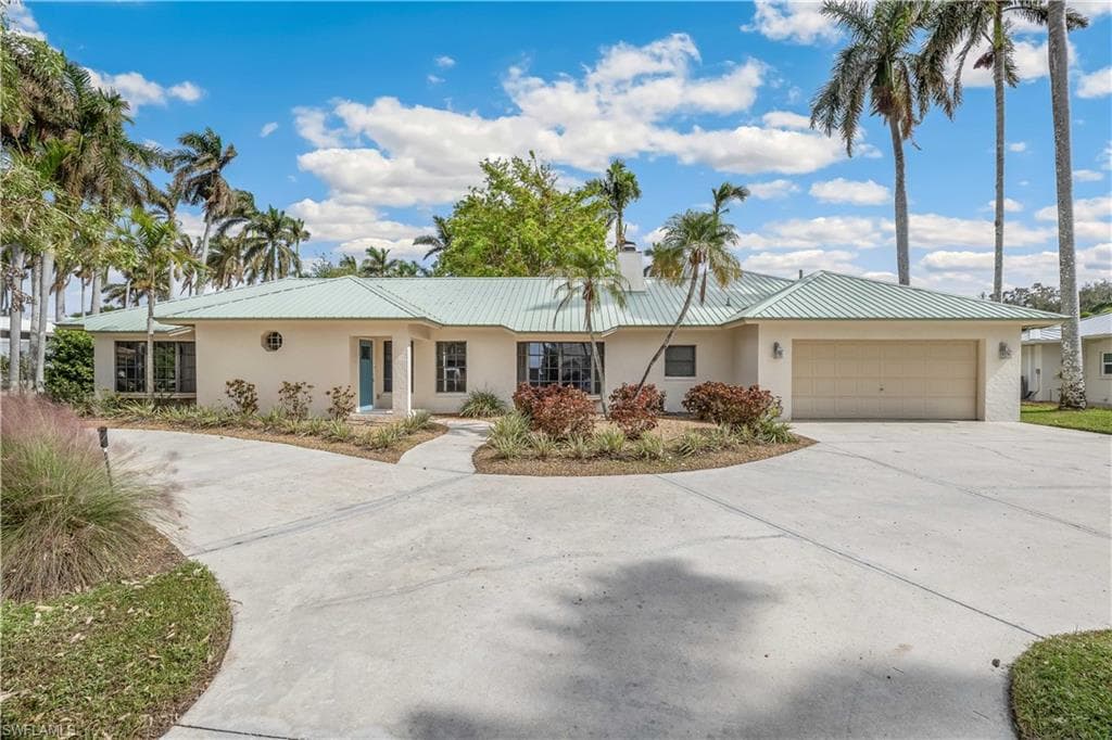 3209 W Riverside DR, FORT MYERS FL 33901-1