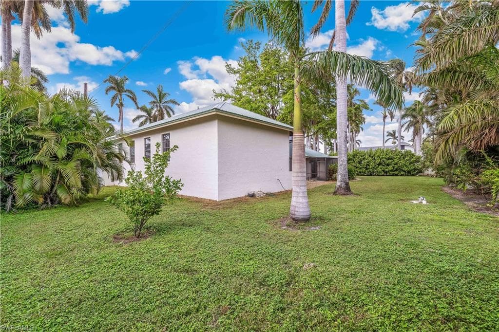 3209 W Riverside DR, FORT MYERS FL 33901-29