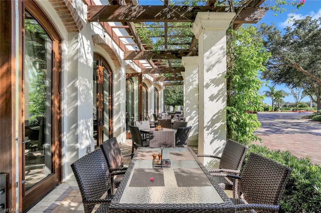 16348 VIANSA WAY # 101, NAPLES FL 34110-29