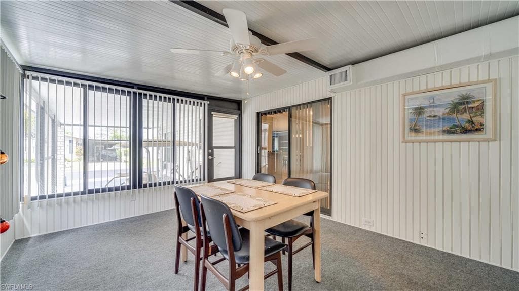 566 Horizon DR, NORTH FORT MYERS FL 33903-23