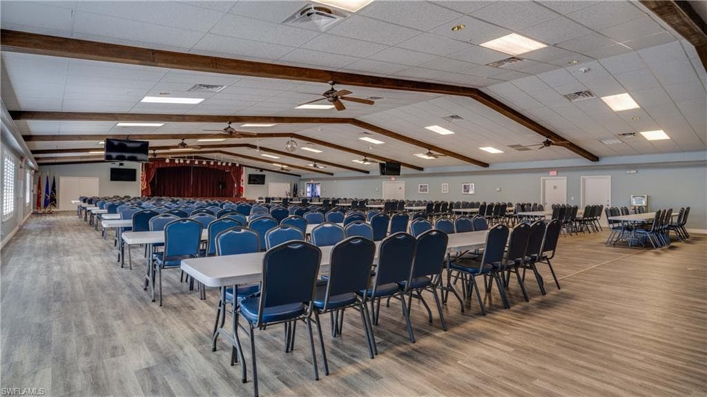 566 Horizon DR, NORTH FORT MYERS FL 33903-44