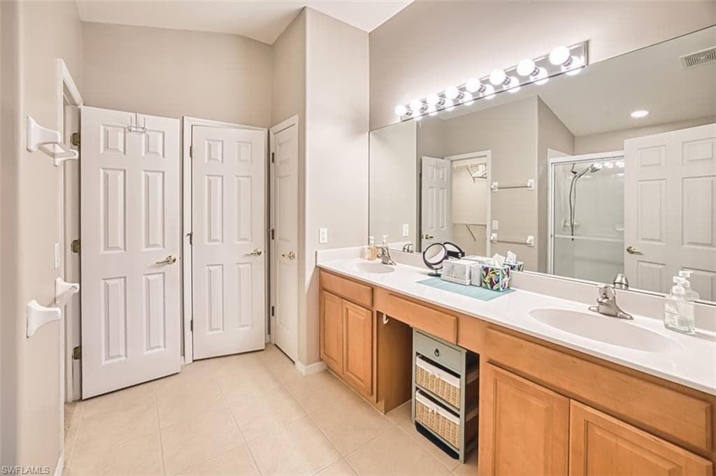 9919 Horse Creek RD, FORT MYERS FL 33913-15